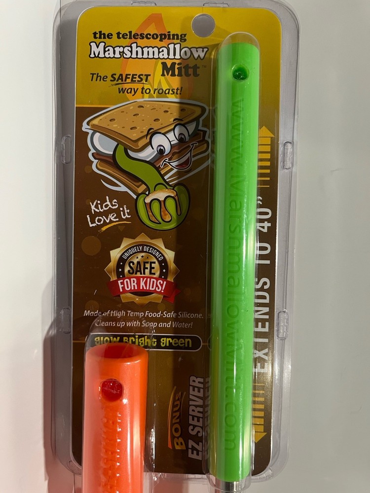 Marshmallow Mitt Telescoping Roasting Pole Camp Fire S’mores Tool - New