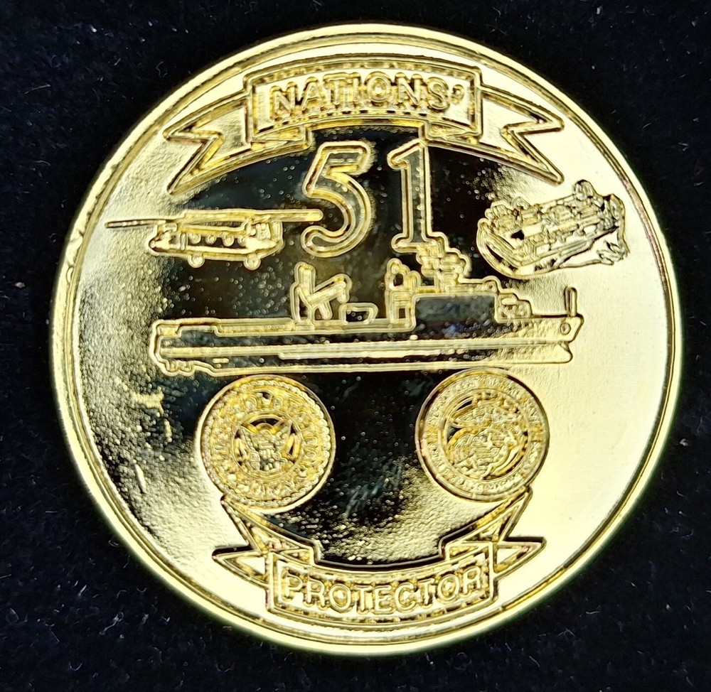 LSD-51 USS OAK HILL "Nations Protector" - Navy Challenge Coin