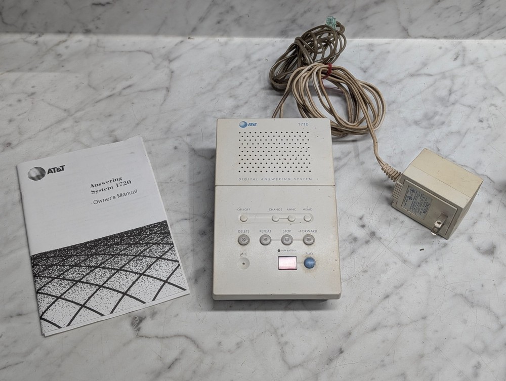 AT&T 1710 Tapeless Digital Telephone Answering System Message Machine