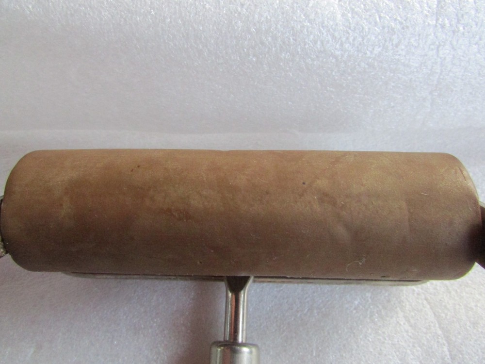 Vintage 4" Long Speedball Roller BRAYER