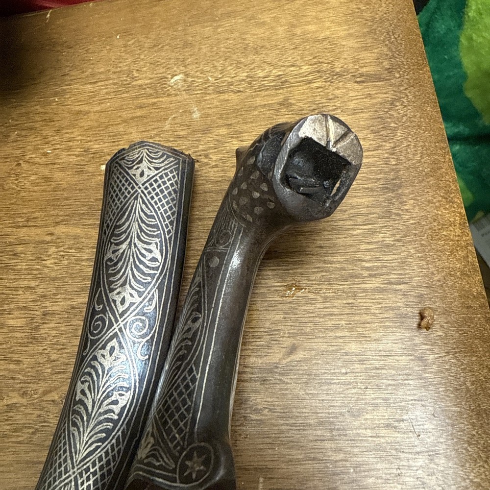 Damascus Steel Dagger With Sheath