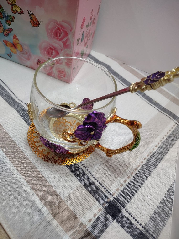 Tea Cup, Exquisite
