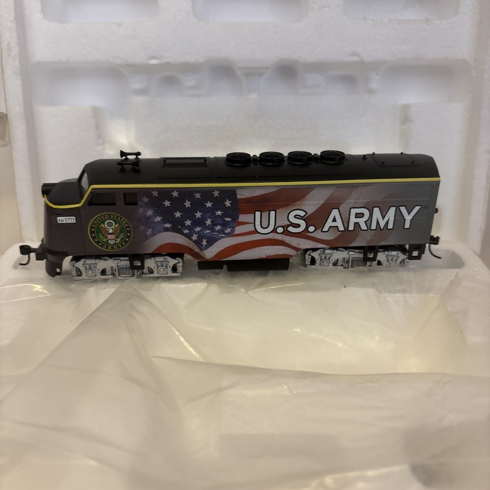 Bradford Exchange U.S. Army Model Train H006