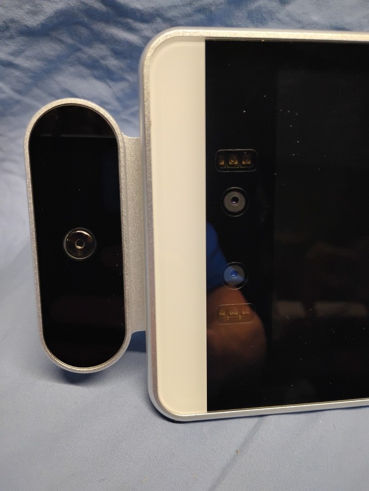 meridian kiosk temperature check screen