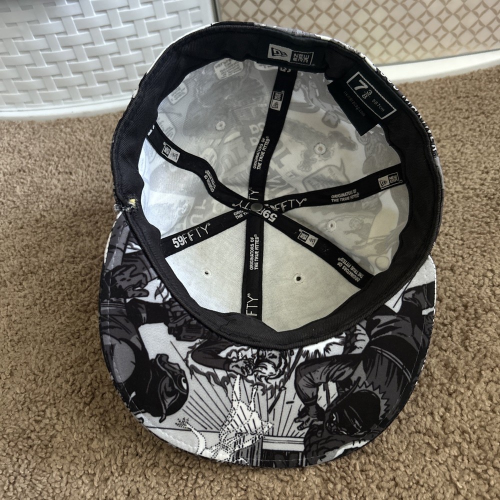 Marvel Comics Character Graphic Fitted Baseball Cap Hat black and white