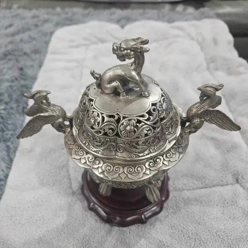 White Bronze Dragon Decorative Incense Burner Official
