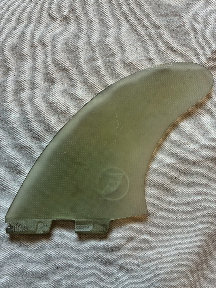 Replacement Cardiff Twin Keel Fin Right Side
