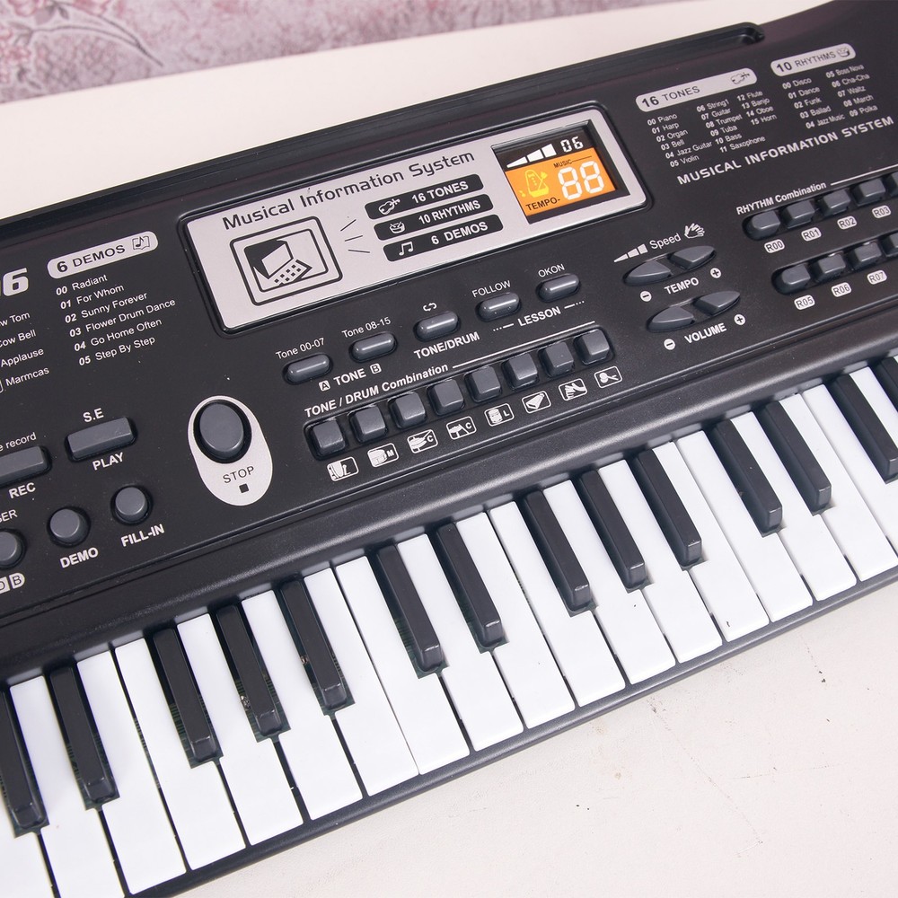 61 Key Multi-function Electronic Piano With Microphone Educational Music Toy
