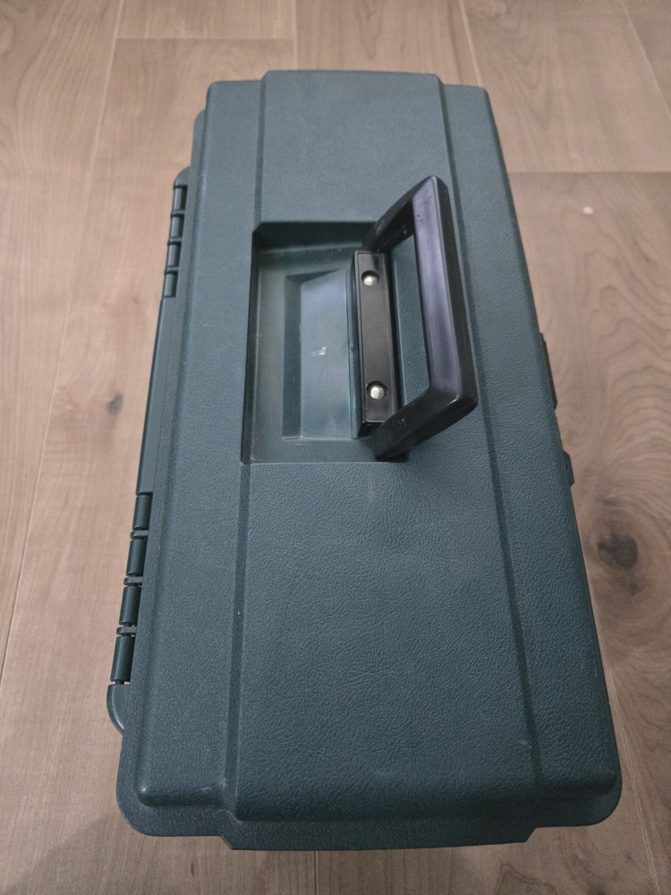 Artbin Storage Box Green With Painting Art Tools Handle