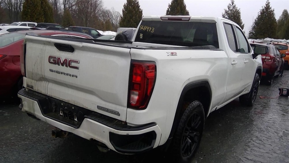 SIERRA150 2019 Glove Box 2074436