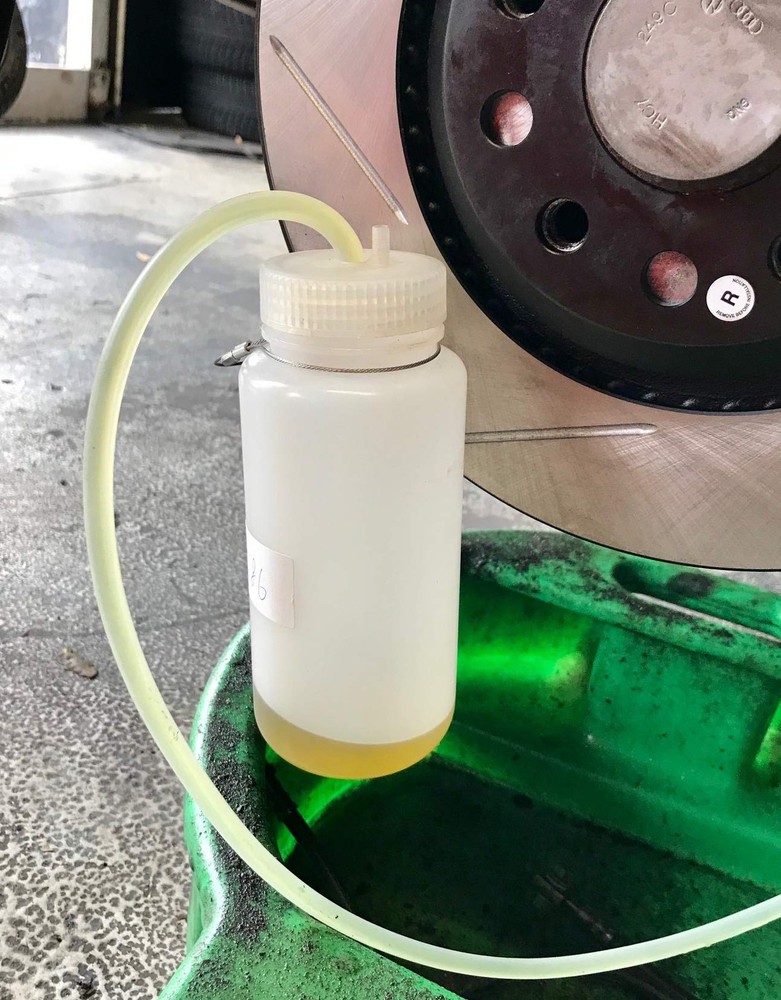 CTA Tools Brake Bleeder Bottle (7786S)