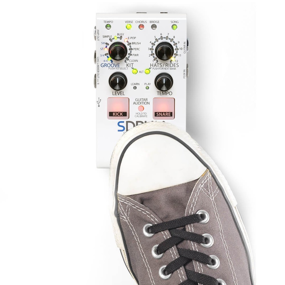 Digitech SDRUM Strummable Drum Pedal + DigiTech FS3X Footswitch & 2 Patch Cables