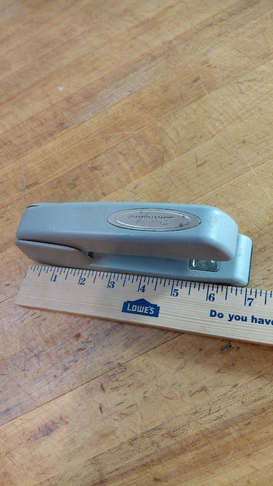 Swingline Desktop Business Stapler. Gray. Vintage.
