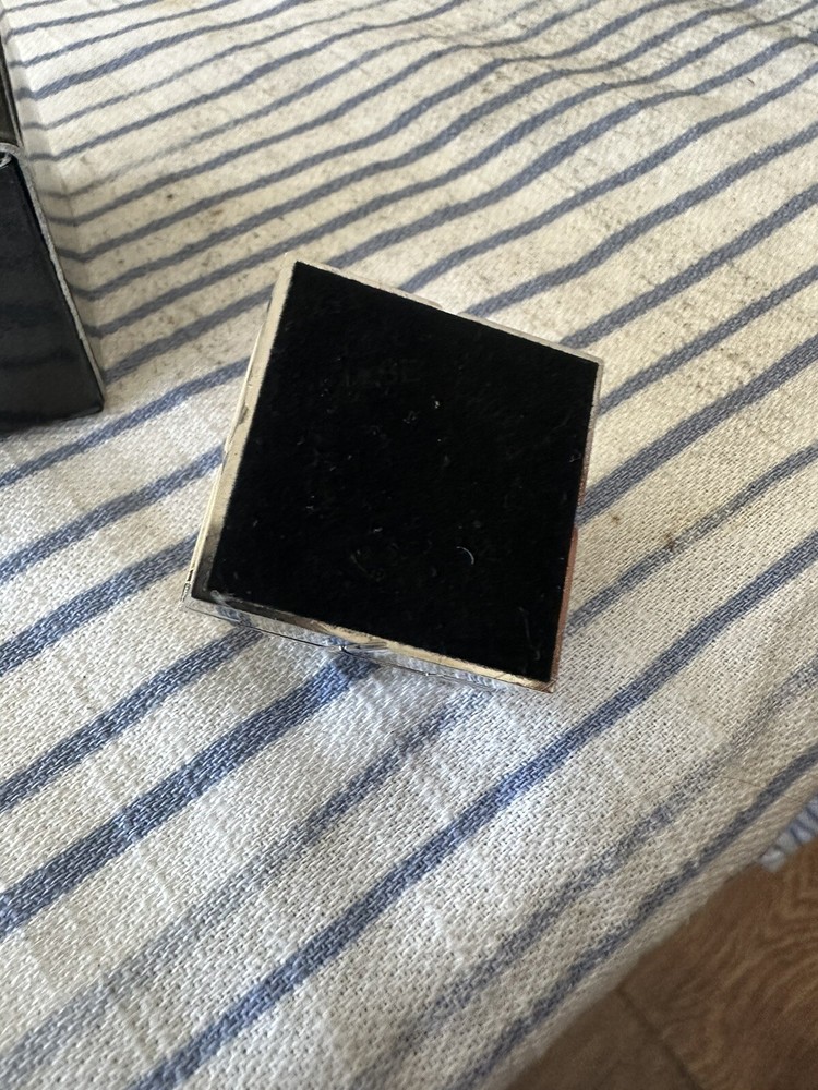Small Quartz Gift Box Clock 1996 Hinged Lid