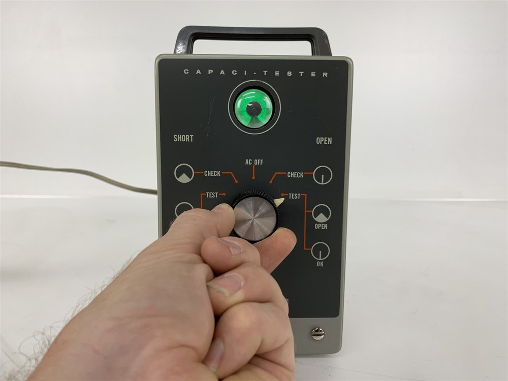Heathkit Intermittent IT-22 Capacitor Test Meter