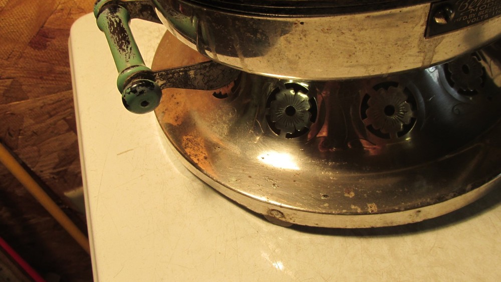 Bersted Waffle Iron Model 224