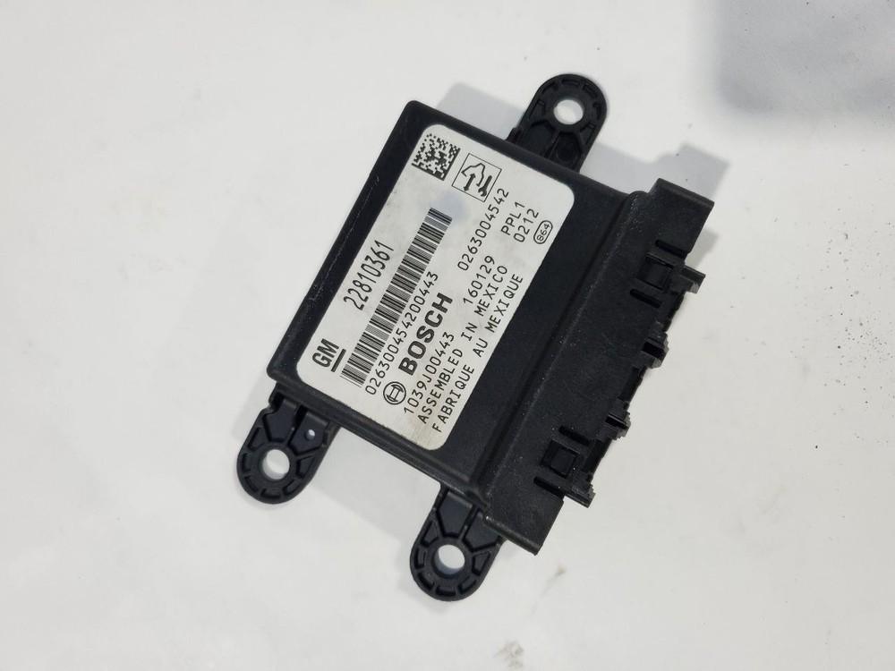 2016 Buick Cascada OEM Parking Control Module 22810361