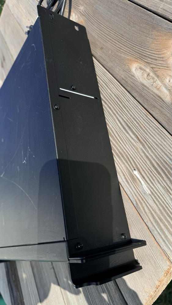 Crown DSi4000 2-Channel Power Amplifier Untested Sold As Is ￼ Powers On