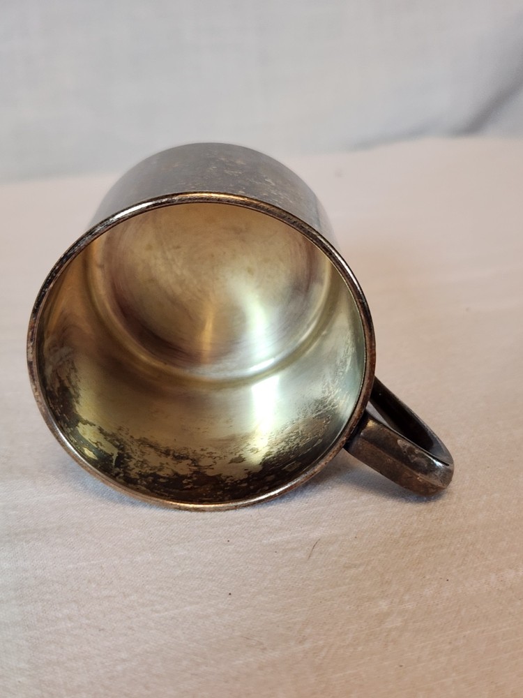 Oneida LTD Silver Plated Child Cup 2.5 Tall