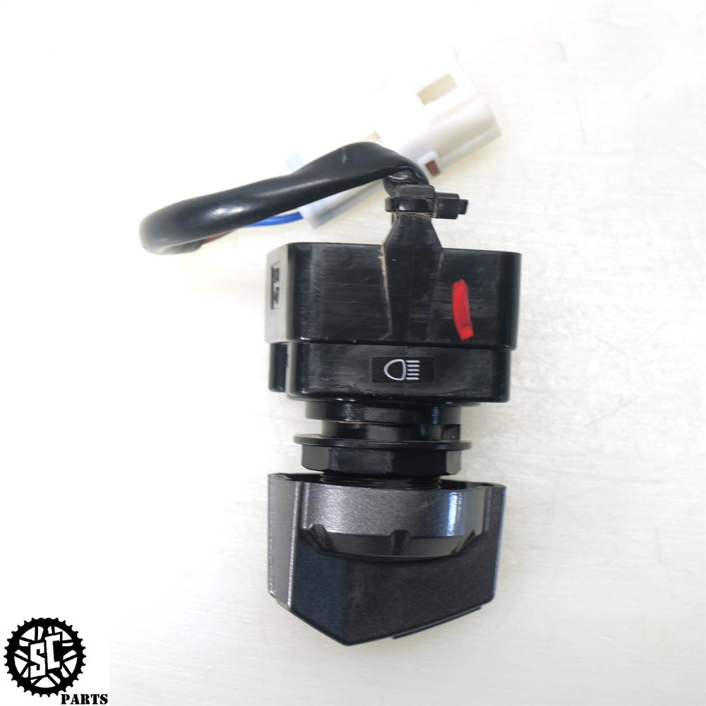 2021 YAMAHA YXZ1000R SS LIGHT SWITCH