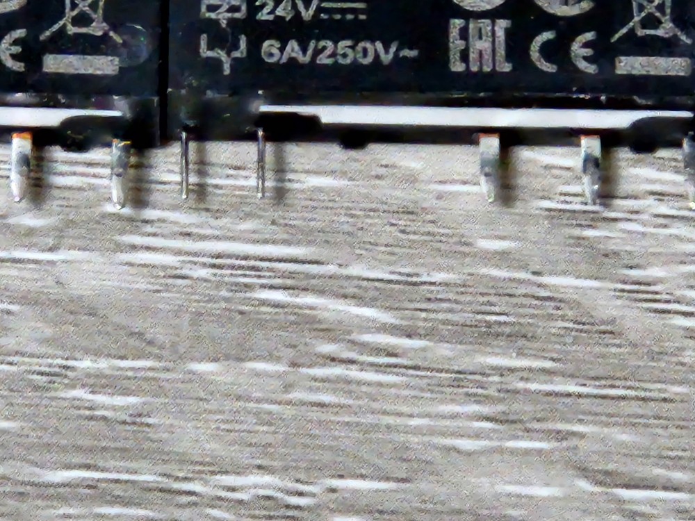 Schneider Electric RSL1AB4BD - lot of 4