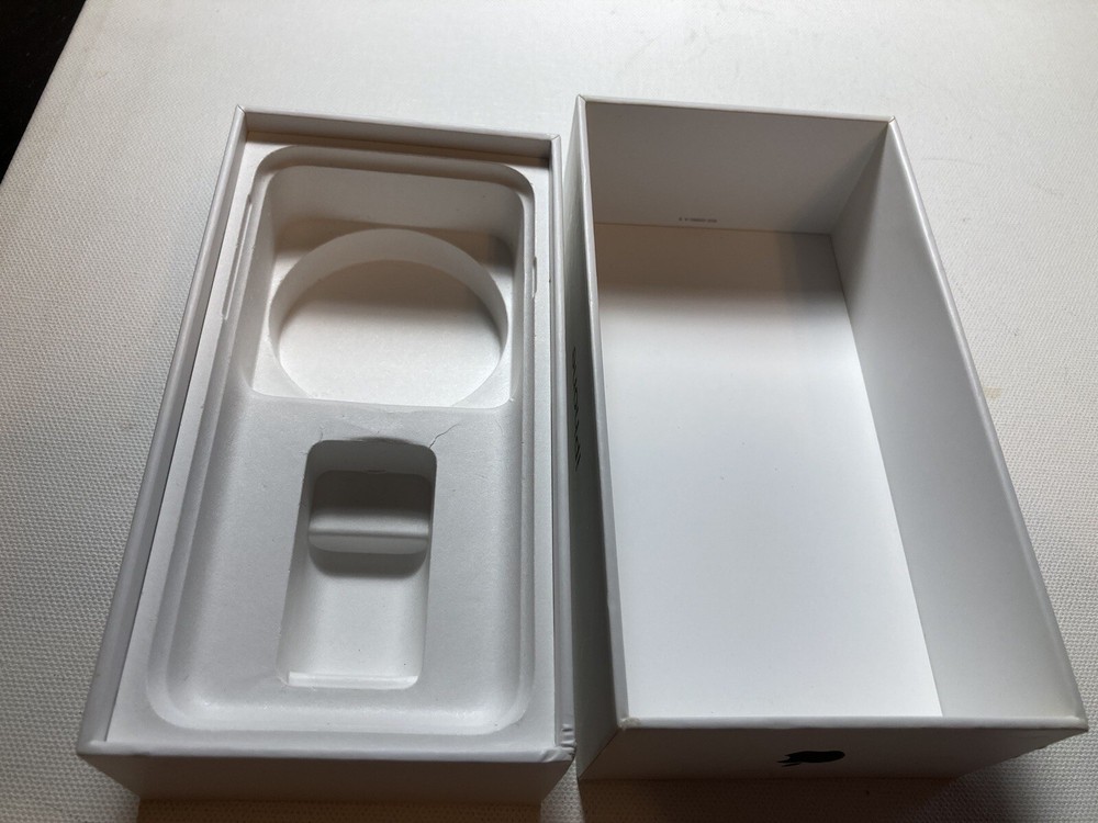 Apple iPhone 7 EMPTY BOX ONLY w/ Instruction Apple Stickers Genuine Original