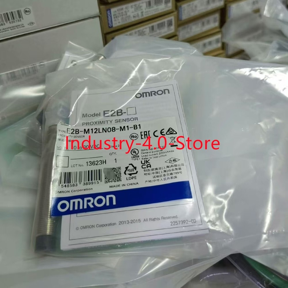 New Omron E2B-M12LN08-M1-B1 Proximity Switch