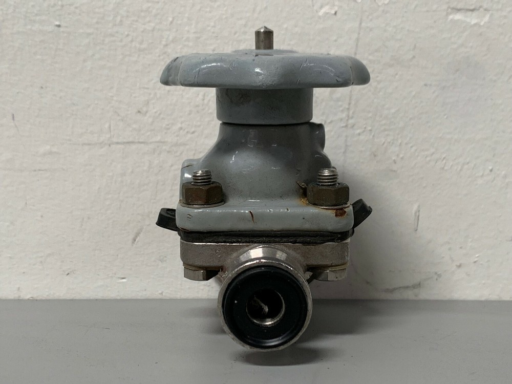 ITT CF3M H2 Diaphragm Valve w/ 1/2" Sanitary Fitting & 2" OD