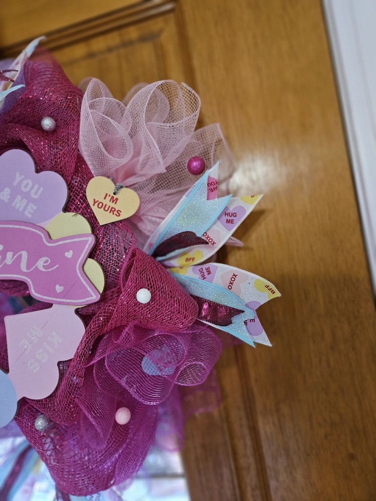 Valentine’s Day Deco Mesh Wreath