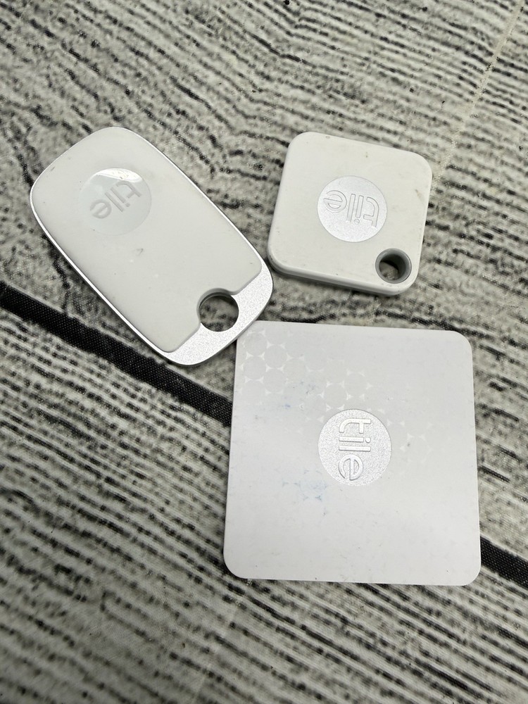 Tile Trackers (3) Lot