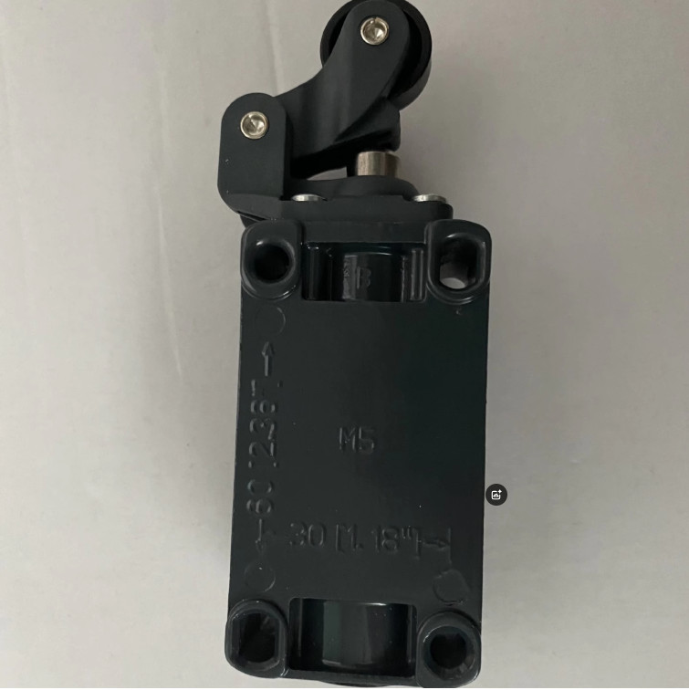 Pizzato limit switch FD502