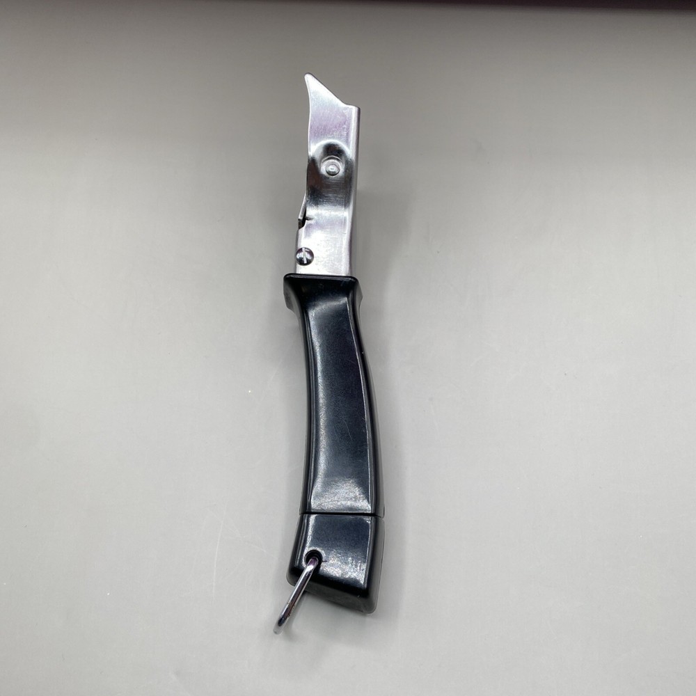 One Corning Ware Detachable Locking Handle For P-Series Smaller Handle P-10-HG