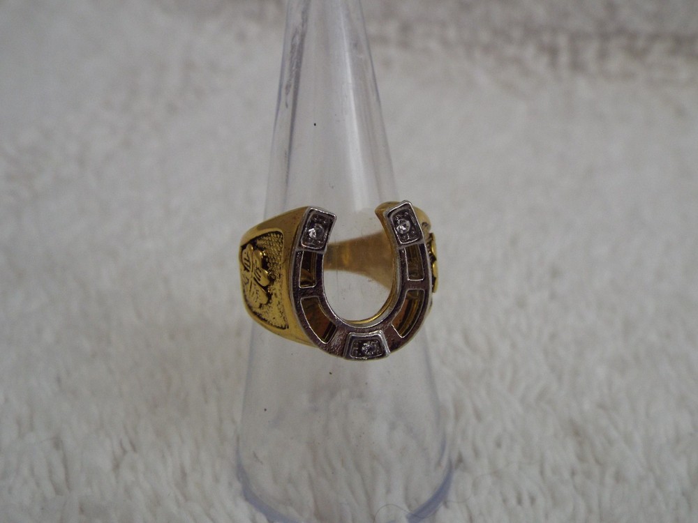 Silvertone Goldtone Horseshoe Cloverleaf Good Luck Ring ~ Size 8 (A4)