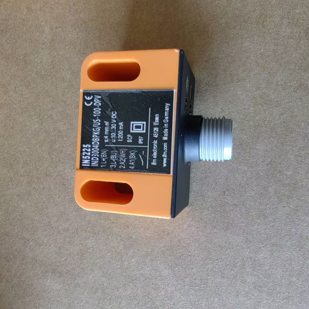 New IFM IN5225 Proximity Switch Sensor