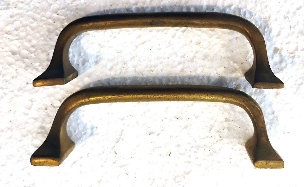 Pair of Solid Brass Drawer Pulls Handles 3 3/4" wide 3 1/4" bolt pattern