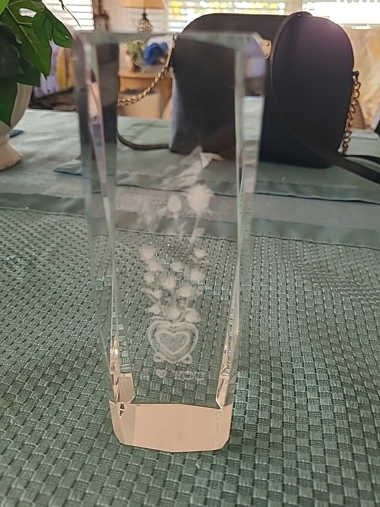 3D ETCHED PAPER WEIGHT