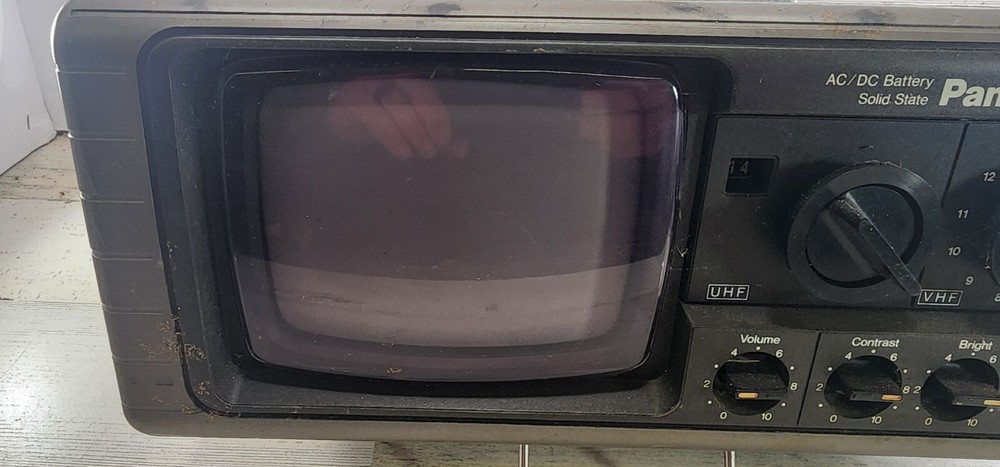Panasonic Solid State TV Model TR-515 1977 Tested Portable