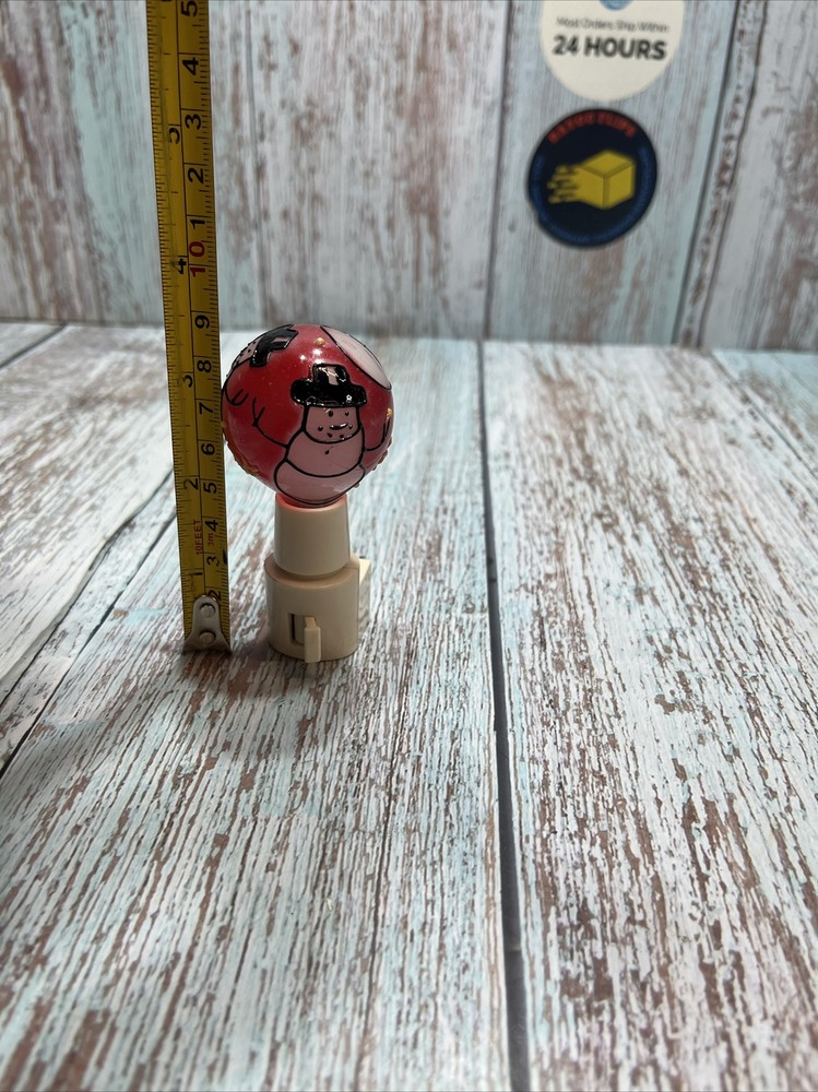 Christmas Night Light Plug In Red Snowman.EUC,ships Within 24 Hours