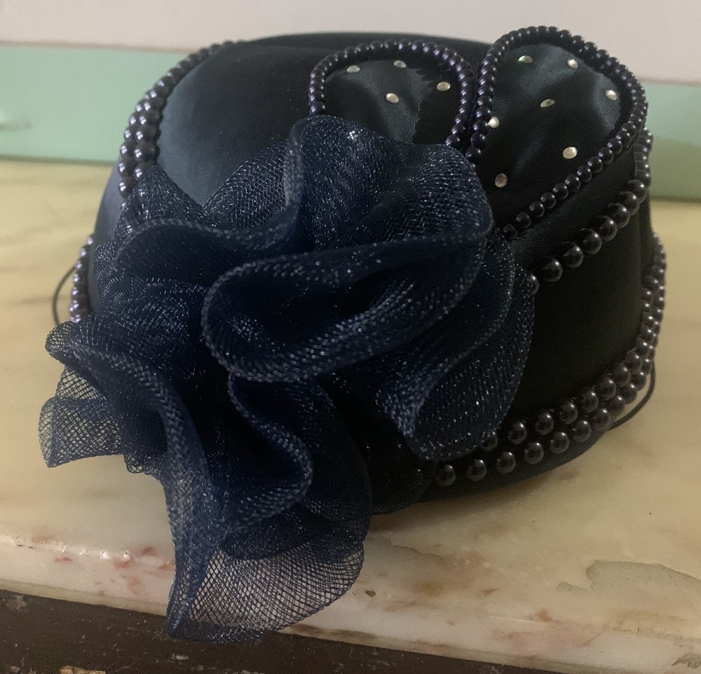 vintage WOMENS BLUE HAT