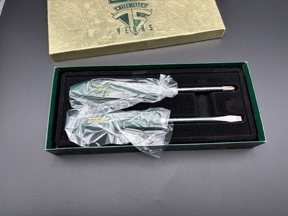 NOS Snap-on Tools 75th Anniversary 2pc Green Screwdriver Set - 1995