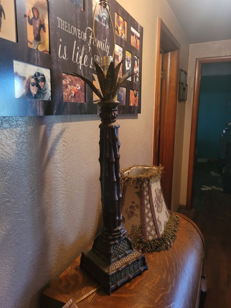 Table Lamp Palm Tree/pineapple Vintage.