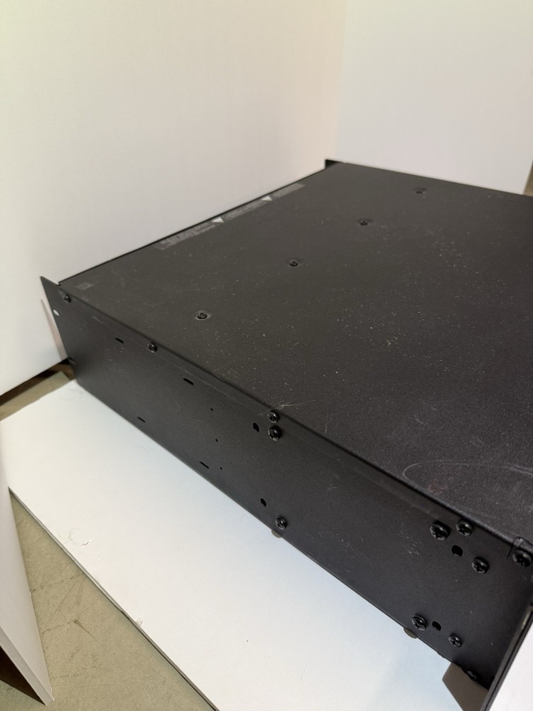 QSC MX2000A Dual Monaural Amplifier 120V 12A