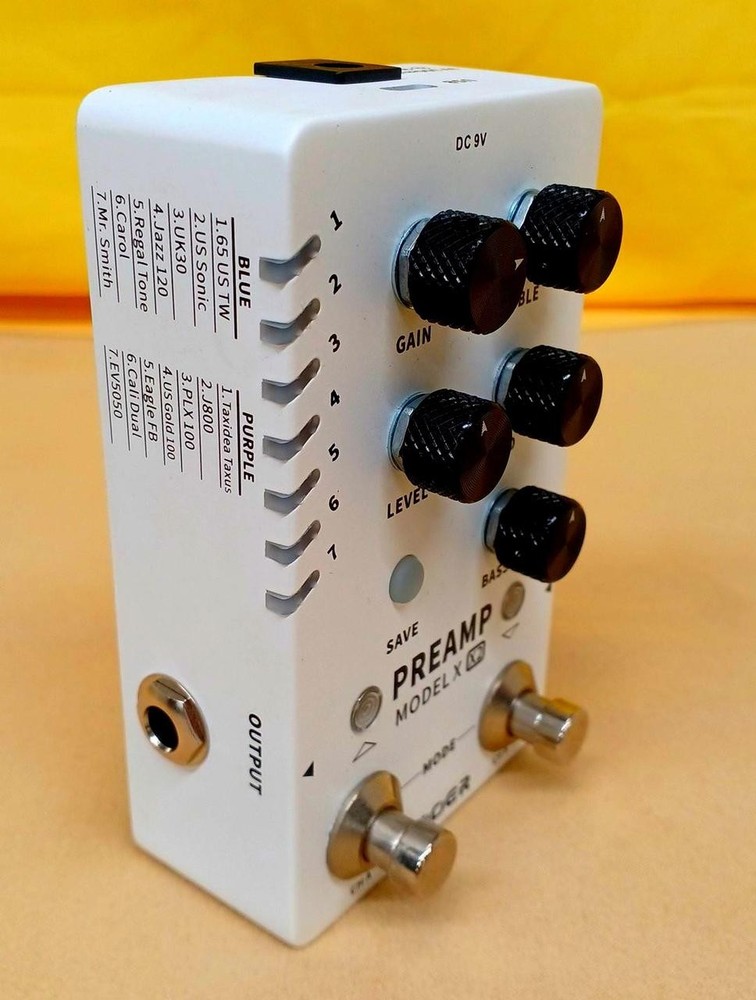 MOOER MODEL X2 effector