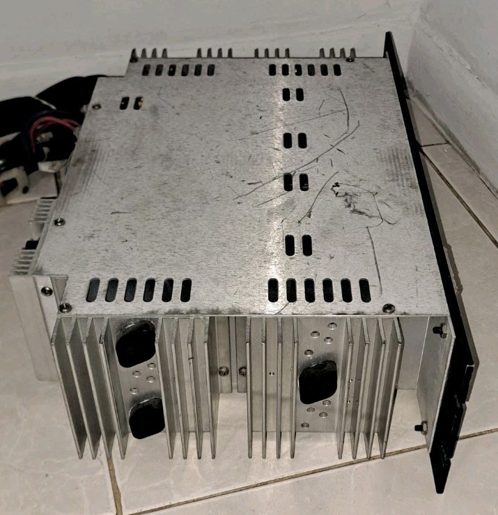 Newmar 115-12-35RM Regulated Linear Power Supply