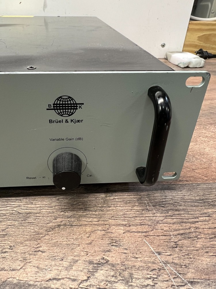 Bruel & Kjaer Power Amplifier Type 2719