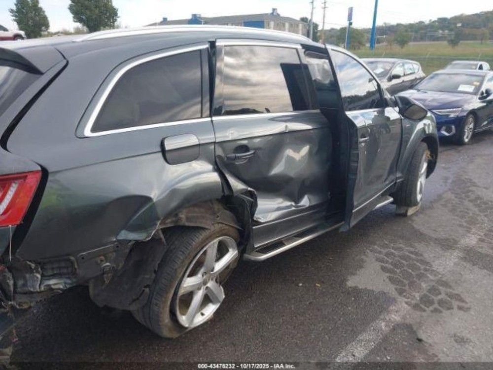 2011-15 AUDI Q7 Heater Motor front