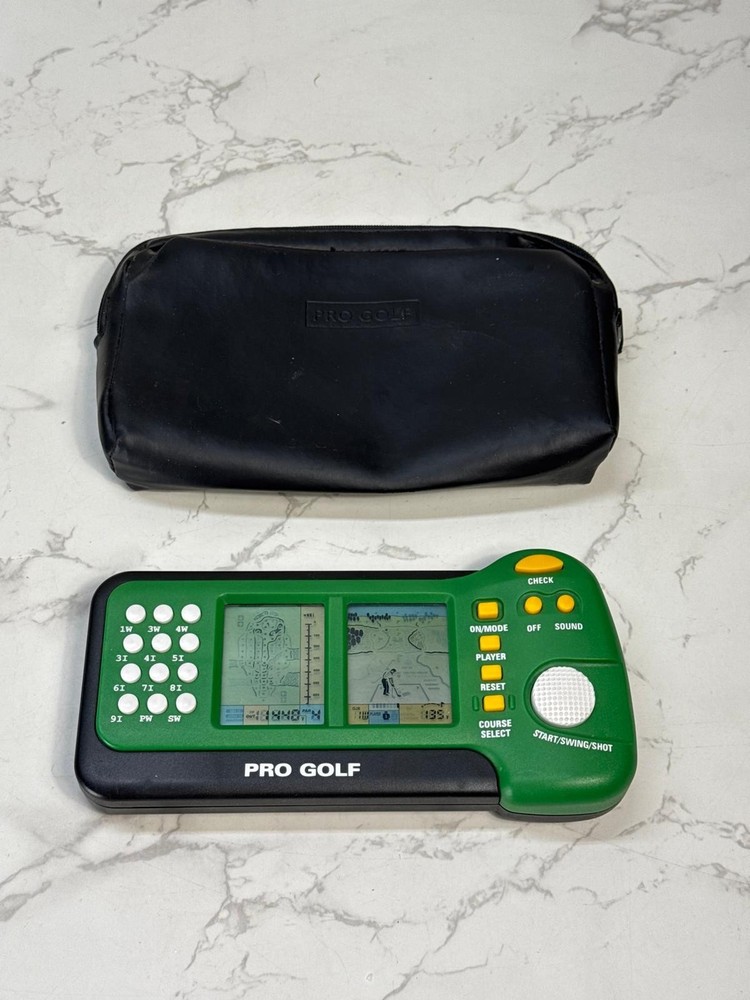 Golf Game Master's Pro Golf Electronic Handheld Video Game Vintage 1996