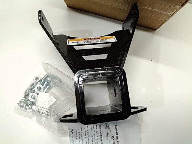 Moose Receiver Hitch - 2000 Moose NOS