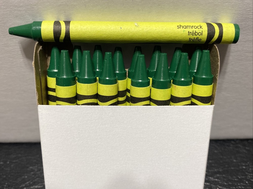 (16) Crayola Crayons (shamrock) BULK
