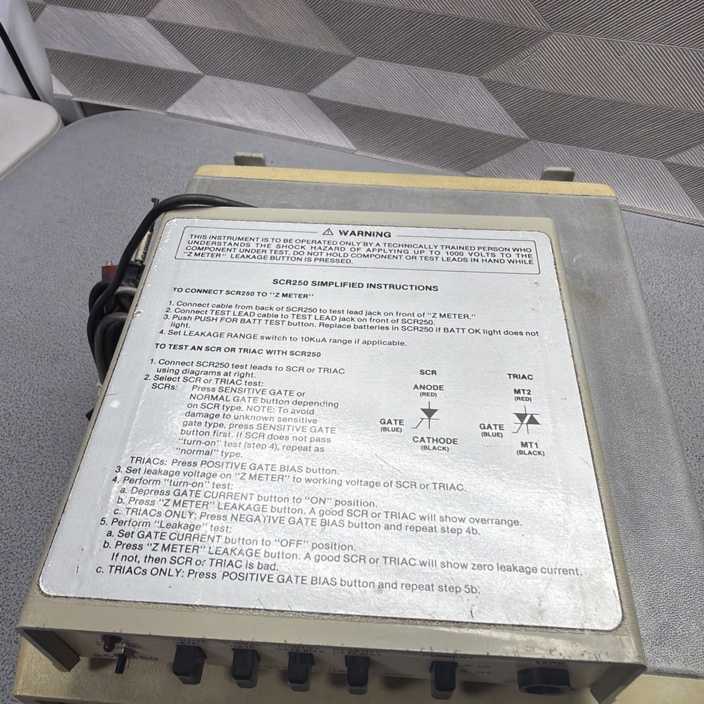 Sencore LC102 Auto-Z Capacitor-Inductor Analyzer WITH SCR & TRIAC TEST ACCESSORY